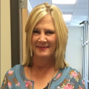 Meet your Posher, Suzanne